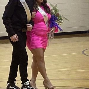 Pink very stretchable